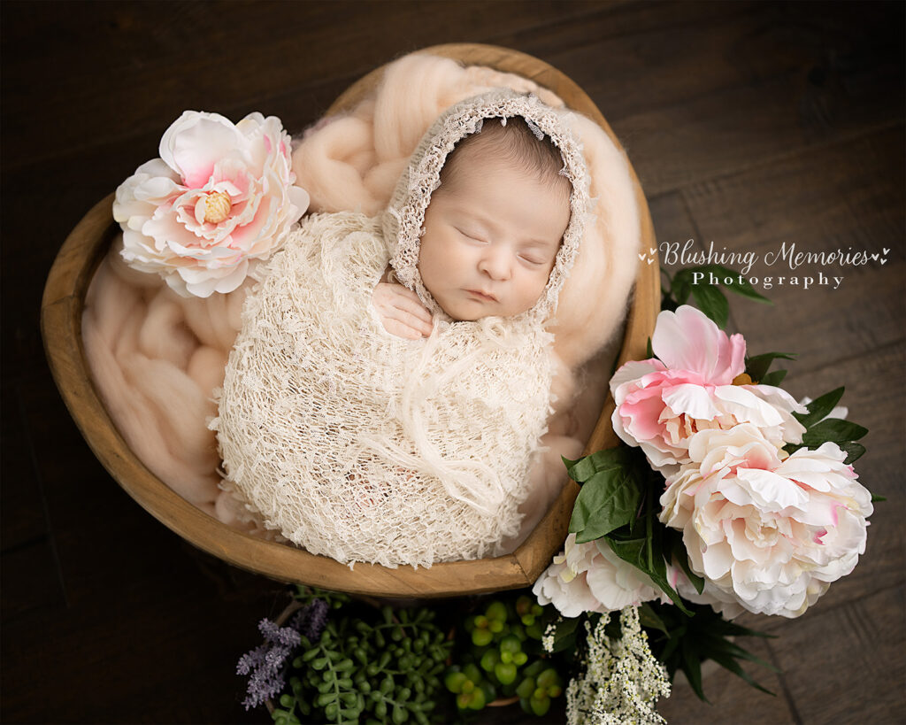 Newborn baby girl photo session